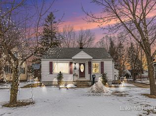 1037 Bryant St SW, Wyoming, MI 49509