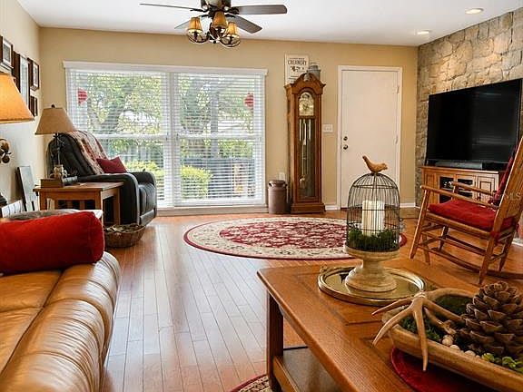 5th image of 2309 WOODBEND CIRCLE