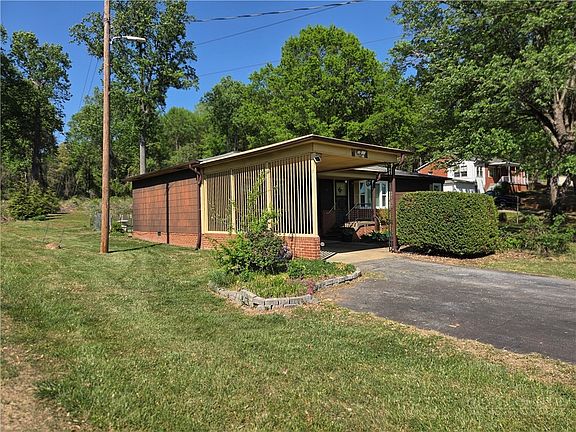 2nd image of 145 Black Oak Ridge Road
