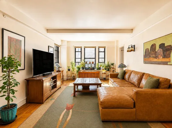 127 W 96th St APT 5A, New York, NY 10025