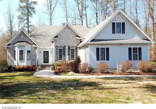 1st image of 430 Carpenter Dr