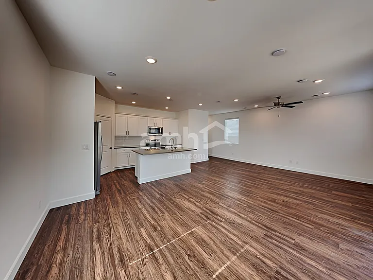9148 Crocker Point Ct — Photo 6