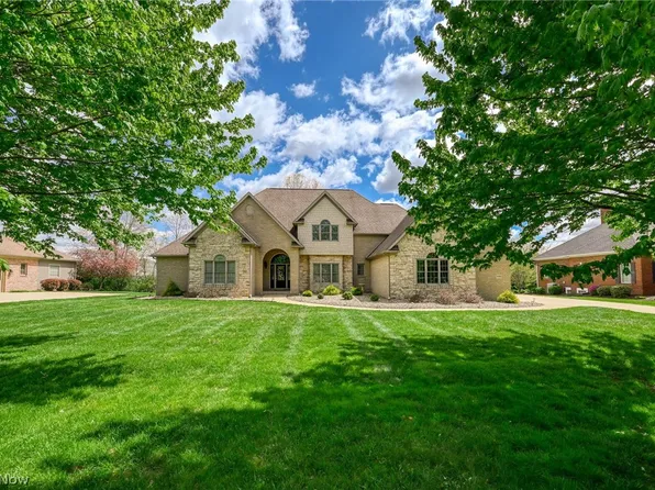 4966 Abbey Church Ave NW, Canton, OH 44718