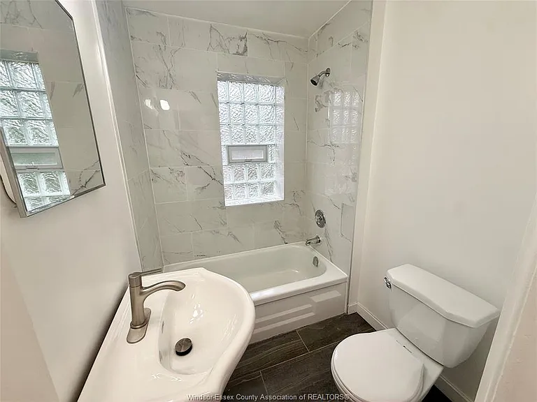 837 Louis Ave #UPPER — Photo 9