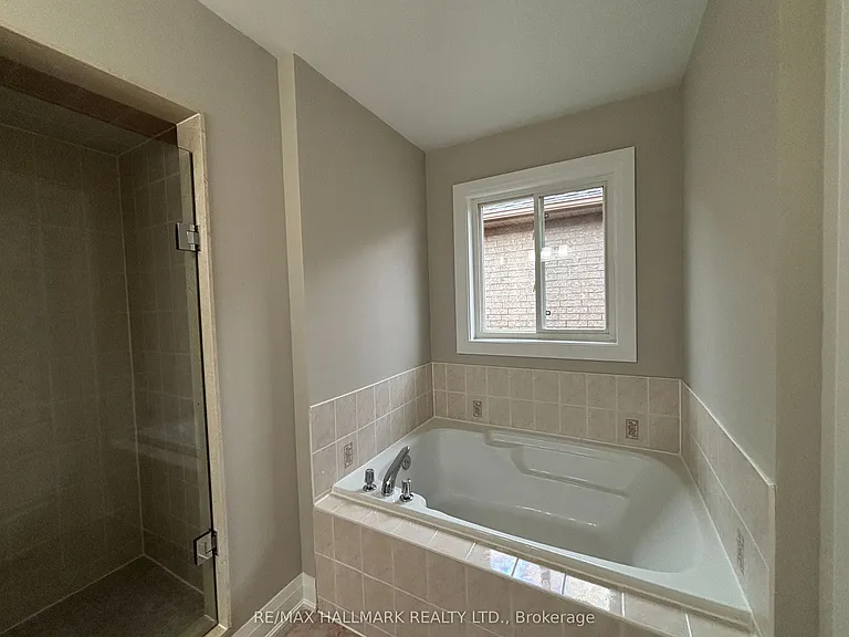 3234 Raindance Cres — Photo 22