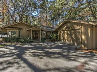 7 Old Military Rd, Hilton Head Island, SC 29928