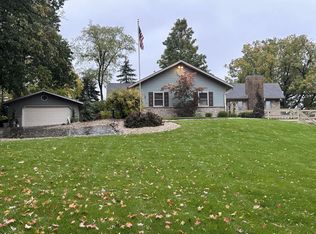 409 E Main St, Burlington, WI 53105