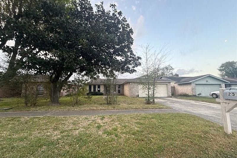 1st image of 2511 Union Mill Rd