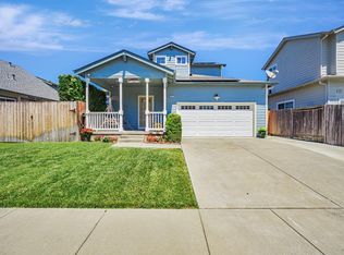 1617 Clover Ln, Santa Rosa, CA 95401