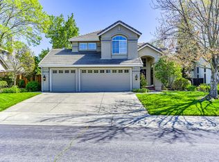 132 Cruickshank Dr, Folsom, CA 95630