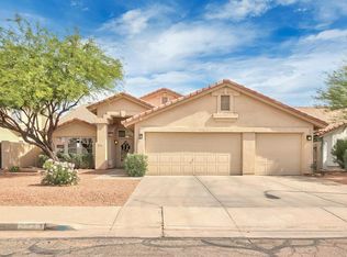 3833 E Windsong Dr, Phoenix, AZ 85048