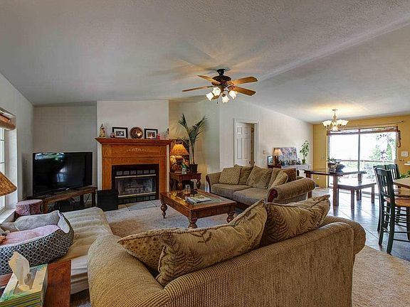 4th image of 1402 Kinder Ln
