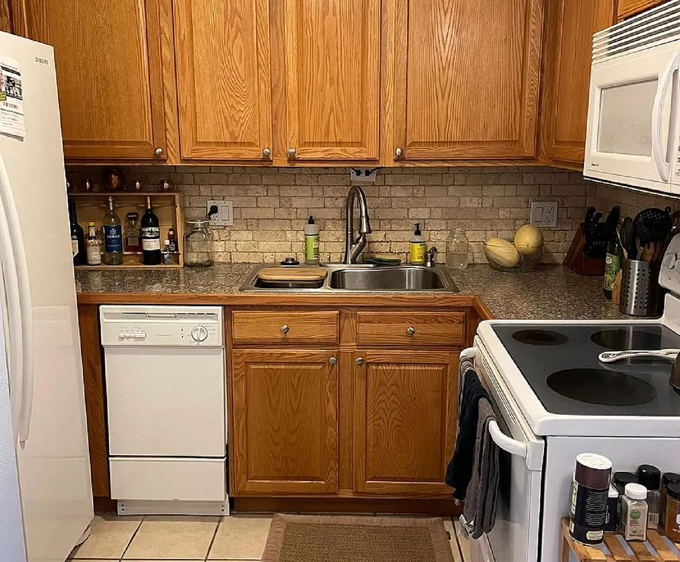 2 bed, $1,200 — Photo 1