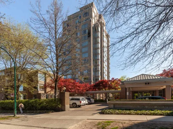2628 Ash St #402, Vancouver, BC V5Z 4L2