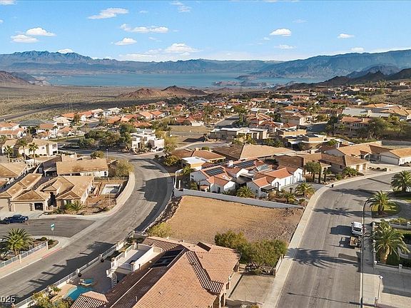 2nd image of 840 Lime Rock Rd