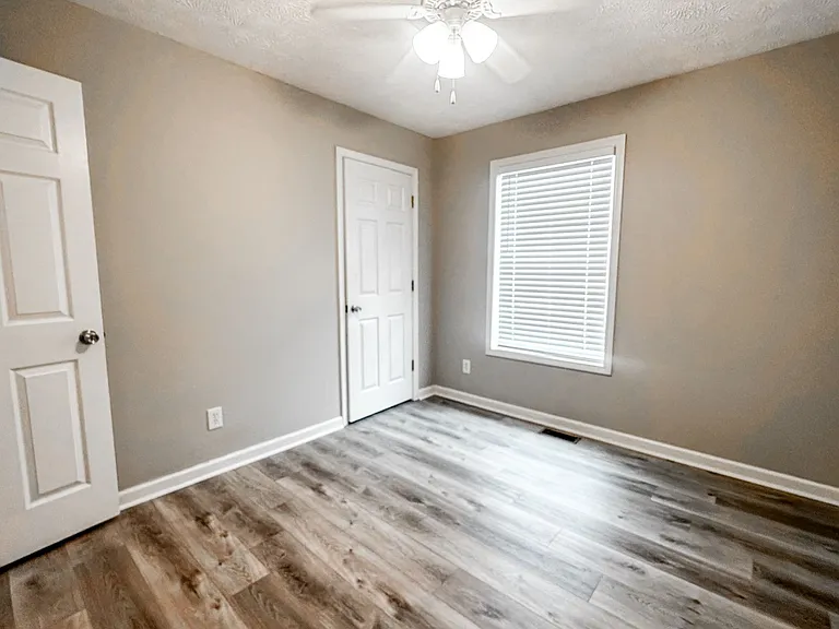 6410 Janton Way — Photo 36