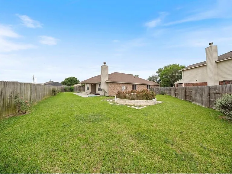 6007 Wilcox Point Ct — Photo 15