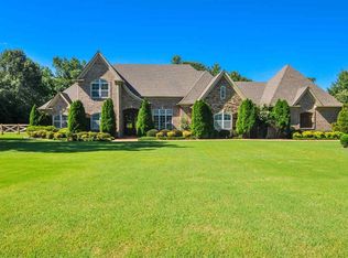 620 Woodsedge Dr, Eads, TN 38028