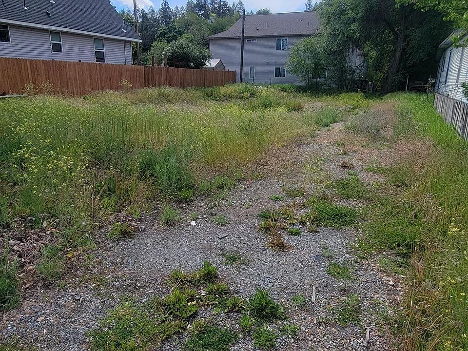 2nd image of 2324 E 7th Ave