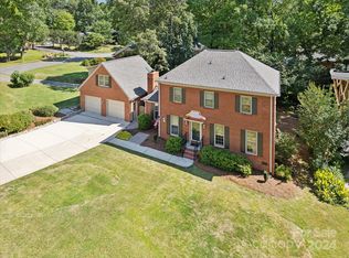 419 Neill Ridge Rd, Matthews, NC 28105