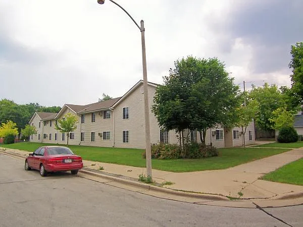 2648 S Greeley St