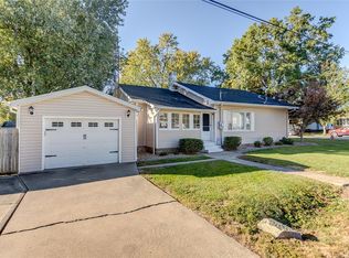 918 N Chestnut St, Litchfield, IL 62056