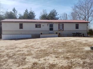 207 Bees Branch Rd, Blacksburg, SC 29702