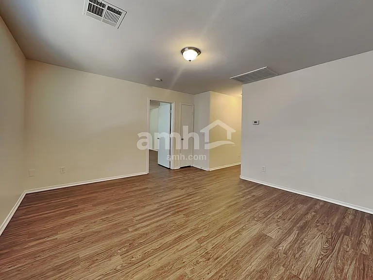 3542 E Terrace Ave — Photo 10
