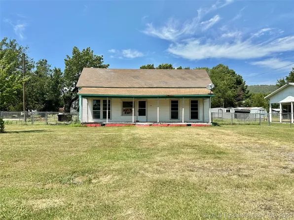 209 NW Elm St, Red Oak, OK 74563