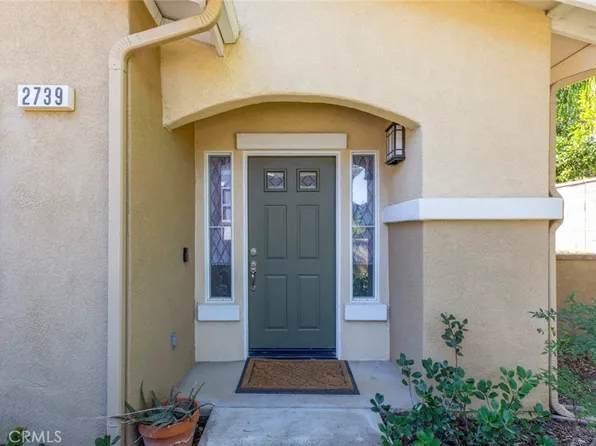 2739 Night Jasmine Dr, Simi Valley, CA 93065