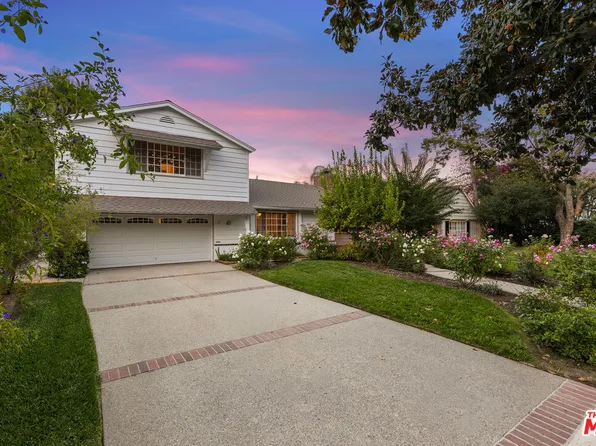 15435 Sutton St, Sherman Oaks, CA 91403