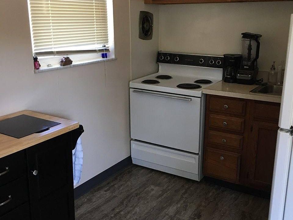 2nd image of 4120 Matson Ave APT 4