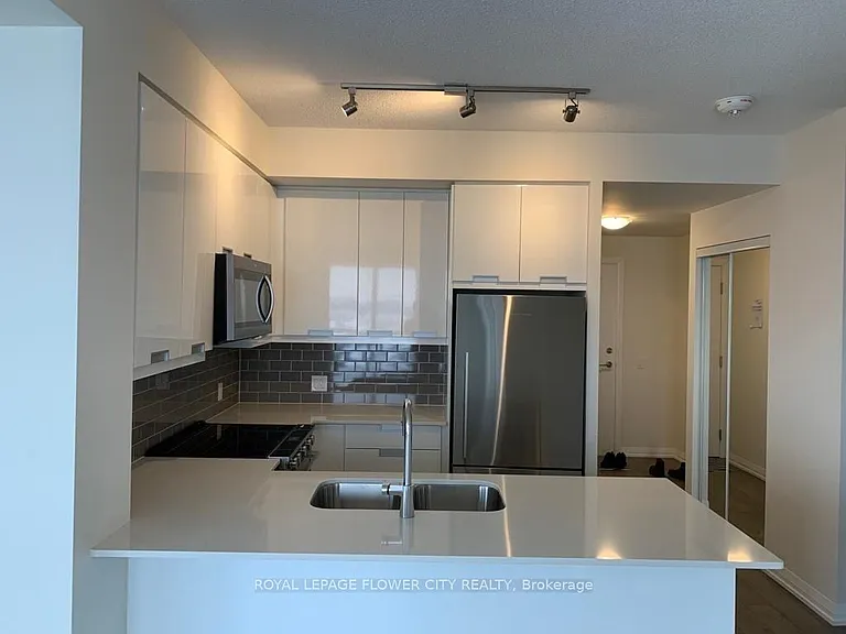 65 Watergarden Dr #909 — Photo 4