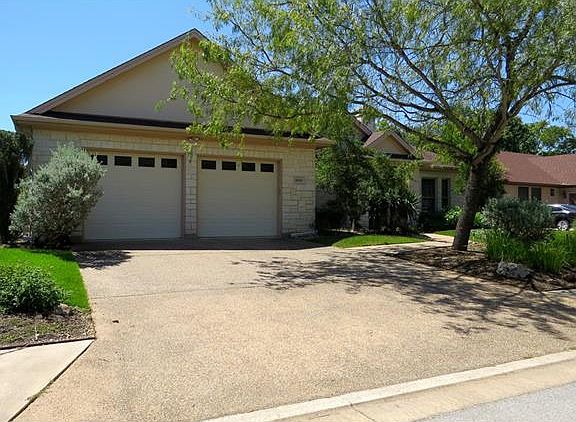 2nd image of 10908 River Plantation Dr