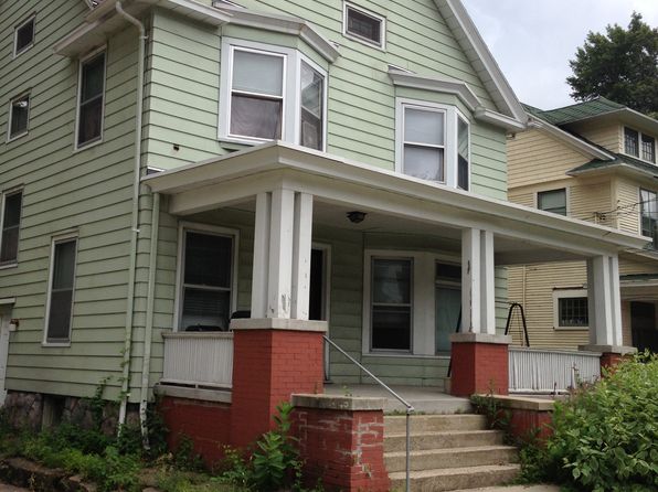 206 Fuller Ave SE