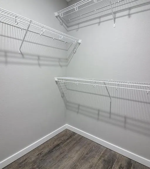 2951 E University St — Photo 6