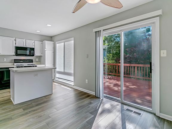5th image of 3020 Spice Ct #1
