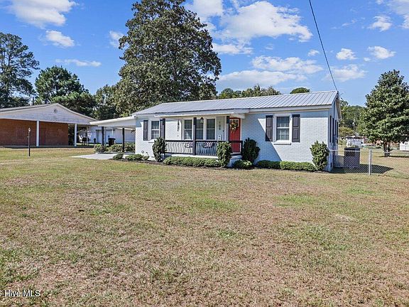 2nd image of 105 Nancy Drive