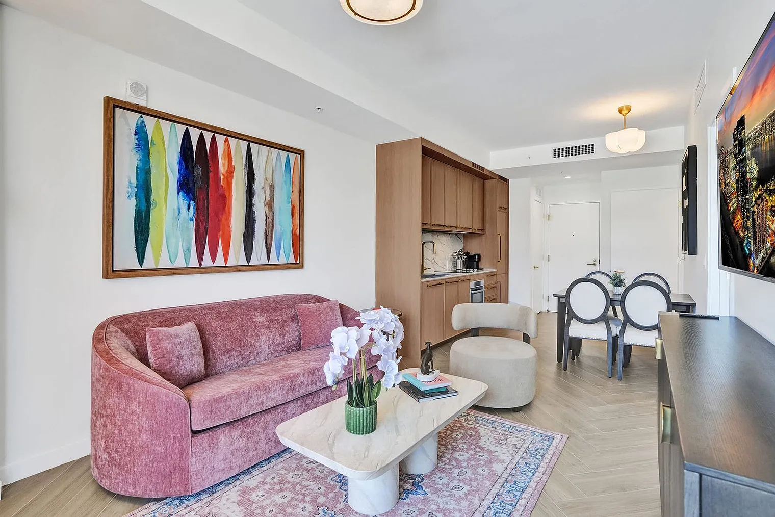 1 bed, 1.0 bath, $3,179 — Photo 4