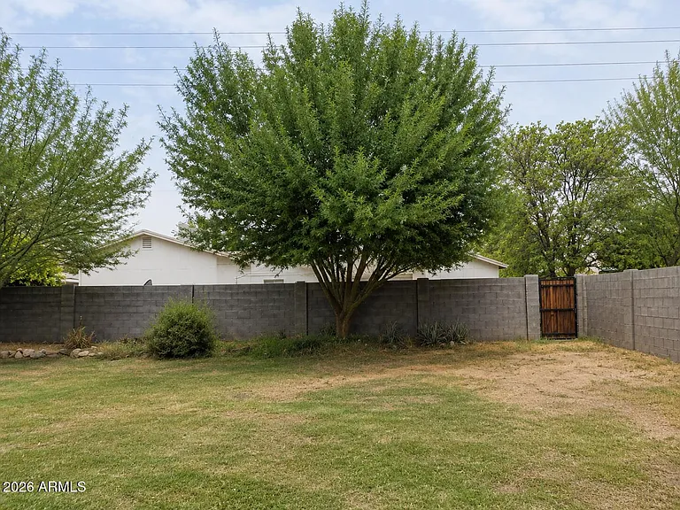 4326 E Glenrosa Ave — Photo 21