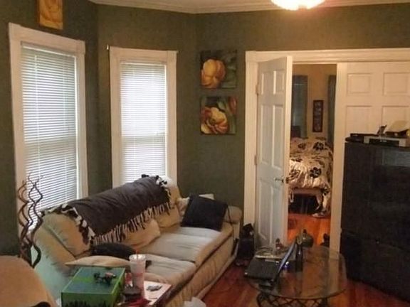 5th image of 36 Leyden St #1