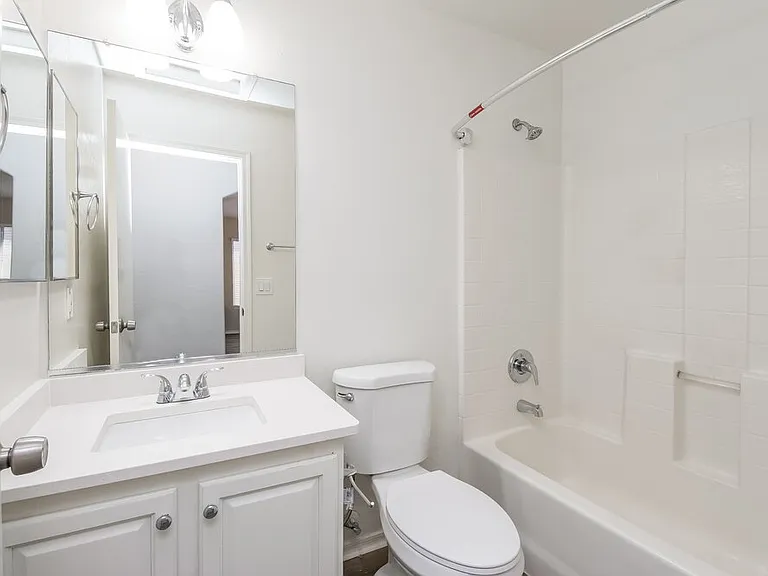 11834 W Sunnyside Dr — Photo 14