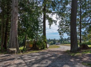 604 Woodland Ave, Sunshine Coast, BC V0N 1V1