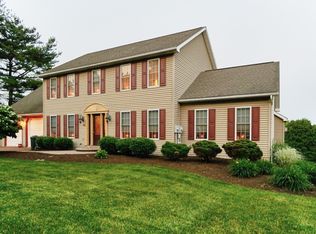 1320 Oak Ridge Ave, State College, PA 16801