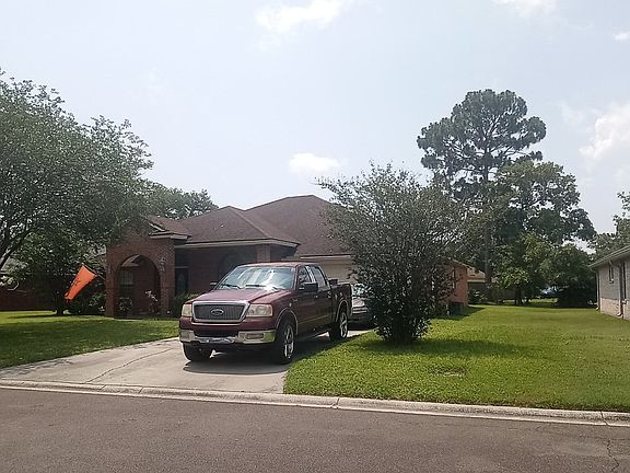 2nd image of 1750 Secretariat Ln N