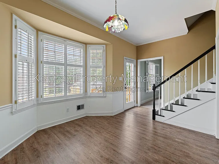344 Folkstone Cir — Photo 8