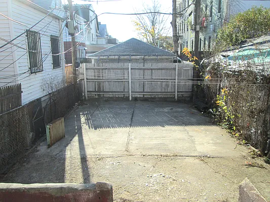 Rented by Owner | media 21