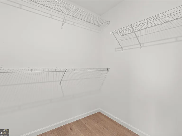 105 Carroll Cir — Photo 9