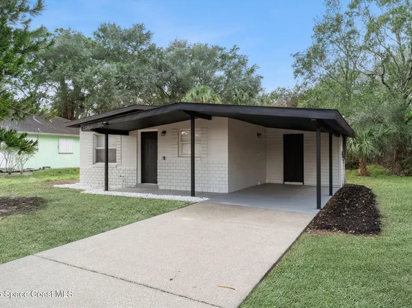 2720 Pineapple Ave, Mims, FL 32754