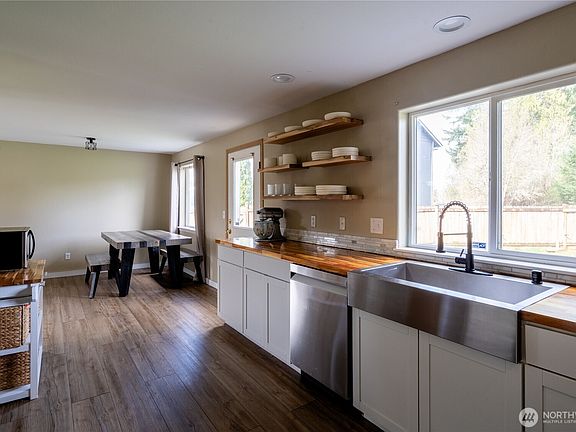 4th image of 614 Eagle View Drive